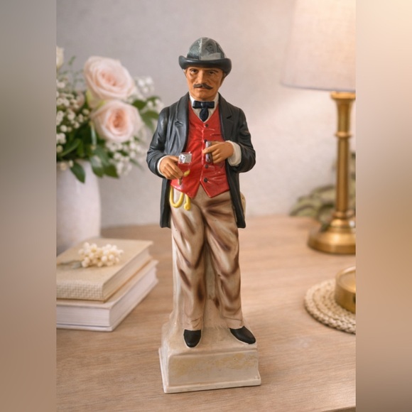 Other - 1969 “GENTLEMAN GAMBLER” LIONSTONE WHISKEY